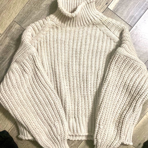 H&M Chunky Sweater - Picture 3 of 9